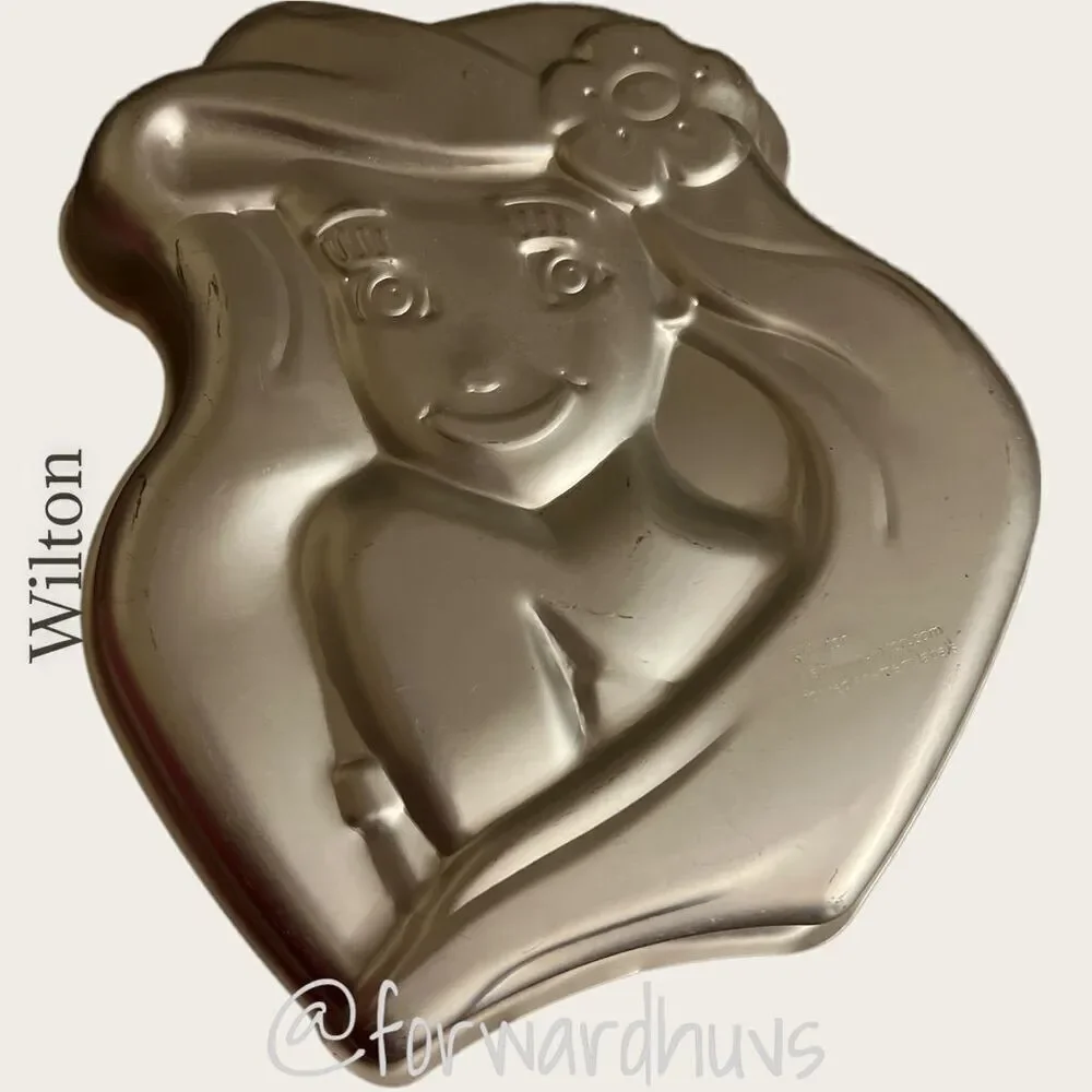 The Little Mermaid Princess Ariel Wilton Cake Pan